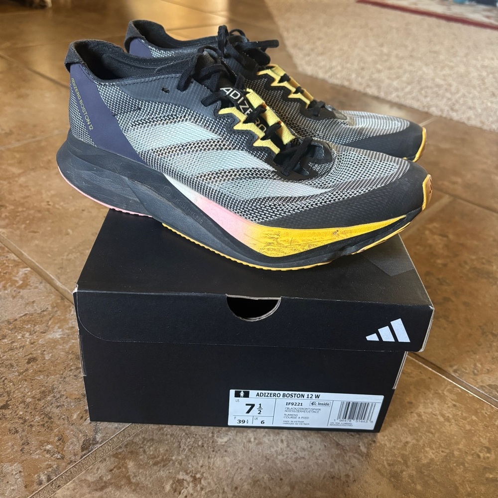Adidas Adizero Boston 12 W 7.5 - Picture 2 of 4